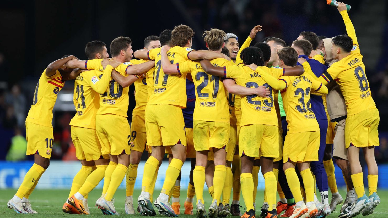 結合了更多 結合了更多